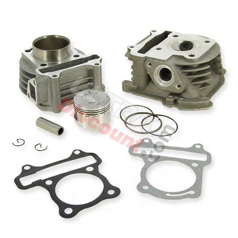 Schéma des composants d'un kit de révision pour scooter 50cc 4 temps