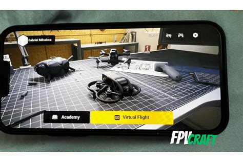 Schéma illustrant les différents modes de vue dans le simulateur DJI Virtual Flight : vue immersive FPV, vue télécommande, vue caméra.