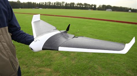 Exemple de vidéo aérienne filmée avec le Parrot Disco FPV