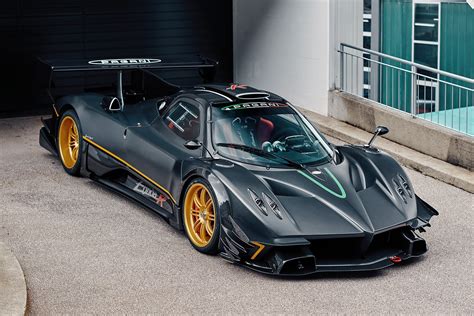 Pagani Zonda R sur le circuit