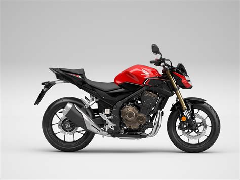 Vue latérale de la Honda CB500F ABS