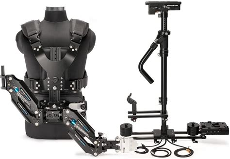 Collage de différentes images montrant les accessoires : coussin stabilisateur, moteur V-MAX, bras articulé, gilet de posture.